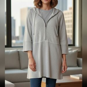 WinterSilks Light Gray Knit Top Size M